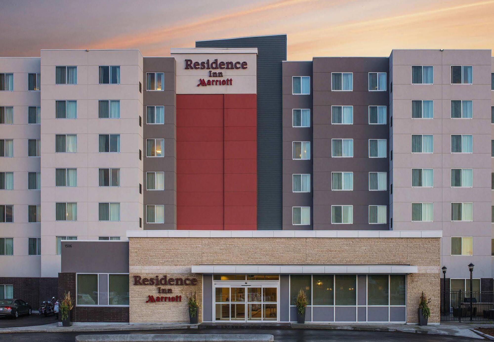 Residence Inn By Marriott Реджайна Екстер'єр фото